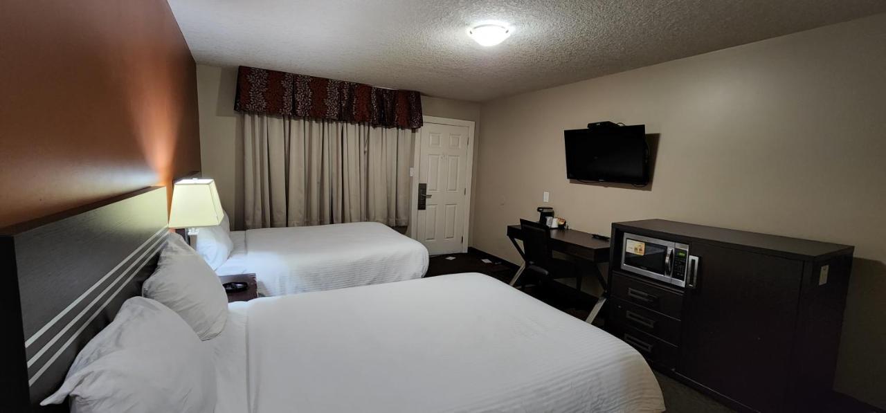 Royal Lodge Edmonton Ngoại thất bức ảnh