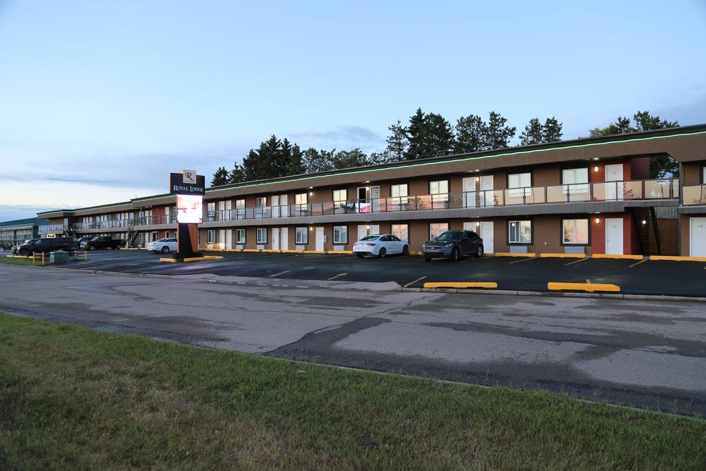 Royal Lodge Edmonton Ngoại thất bức ảnh