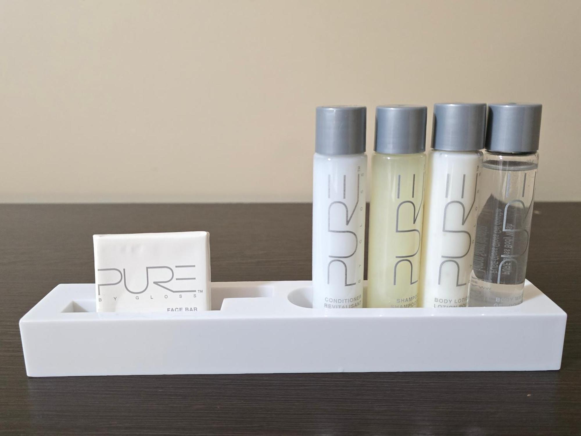 Royal Lodge Edmonton Ngoại thất bức ảnh