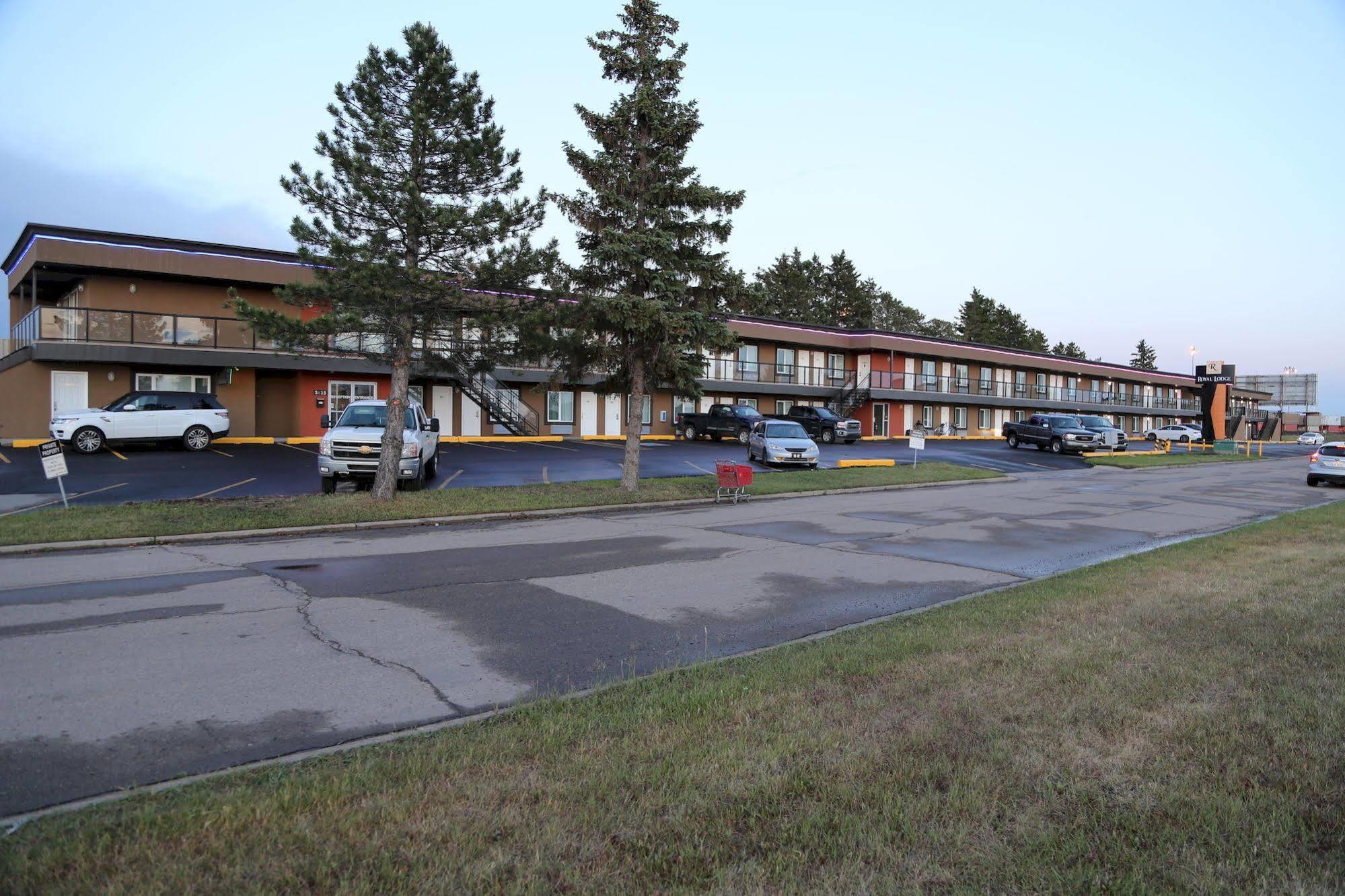 Royal Lodge Edmonton Ngoại thất bức ảnh