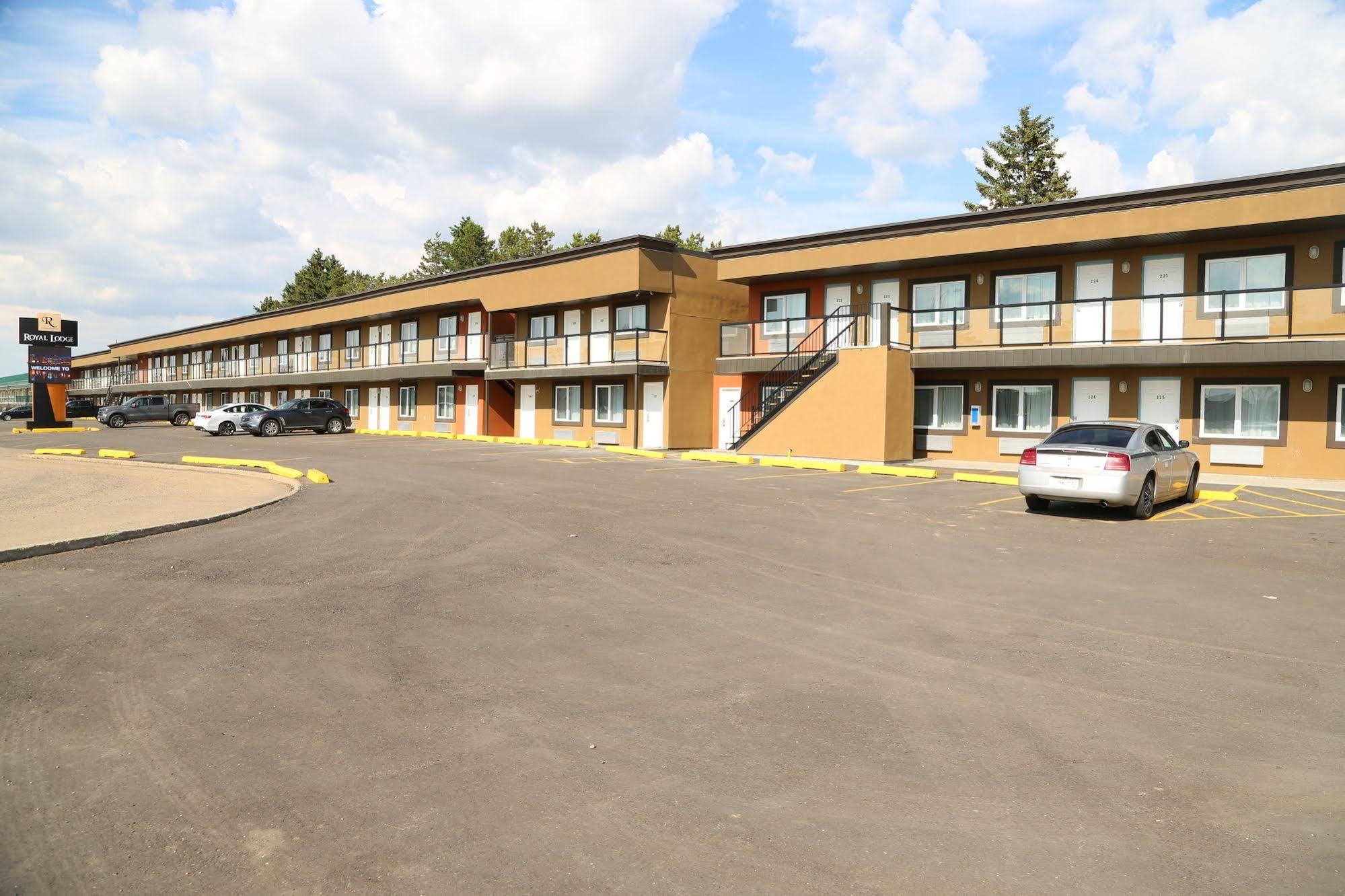 Royal Lodge Edmonton Ngoại thất bức ảnh