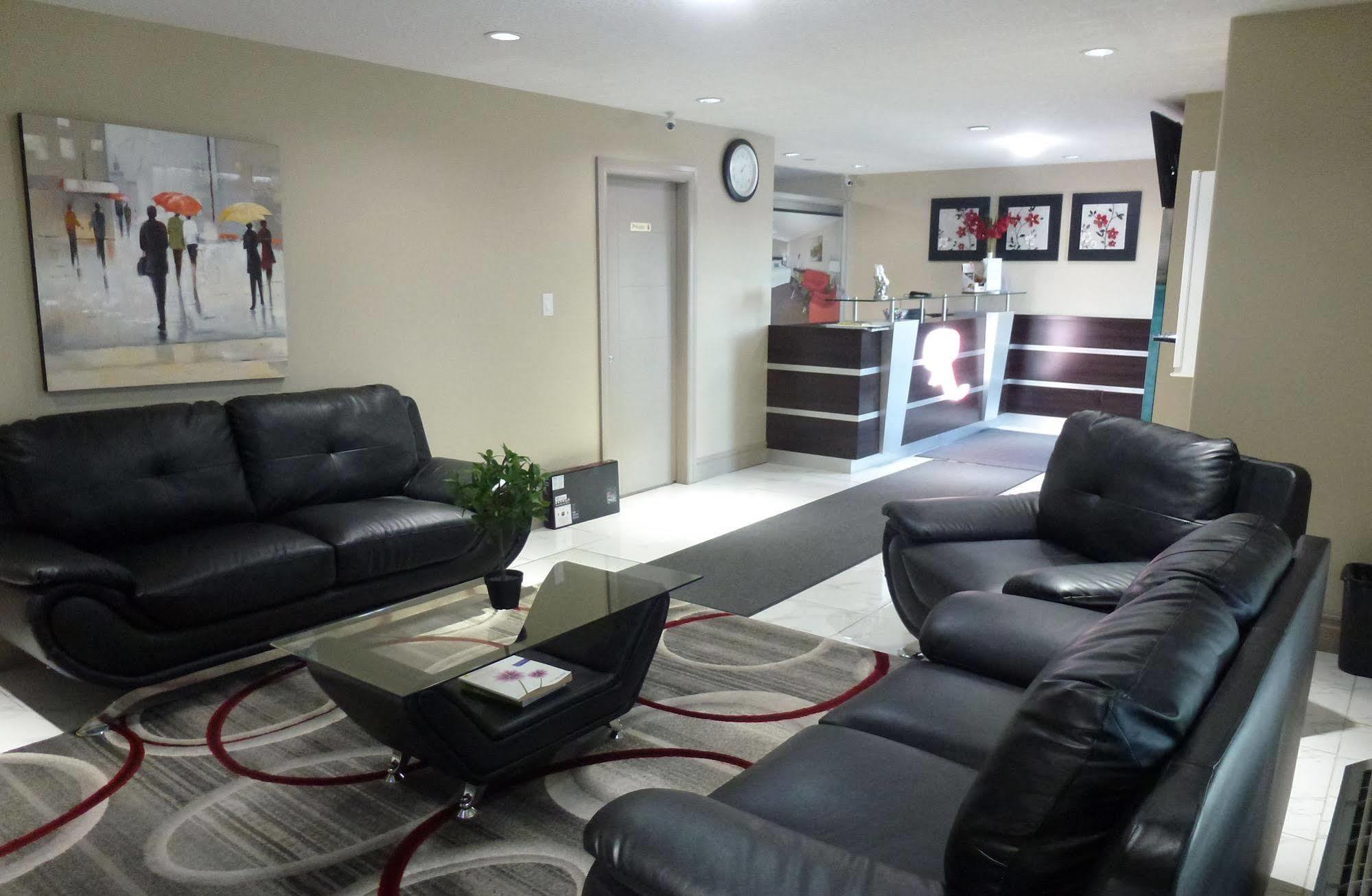 Royal Lodge Edmonton Ngoại thất bức ảnh