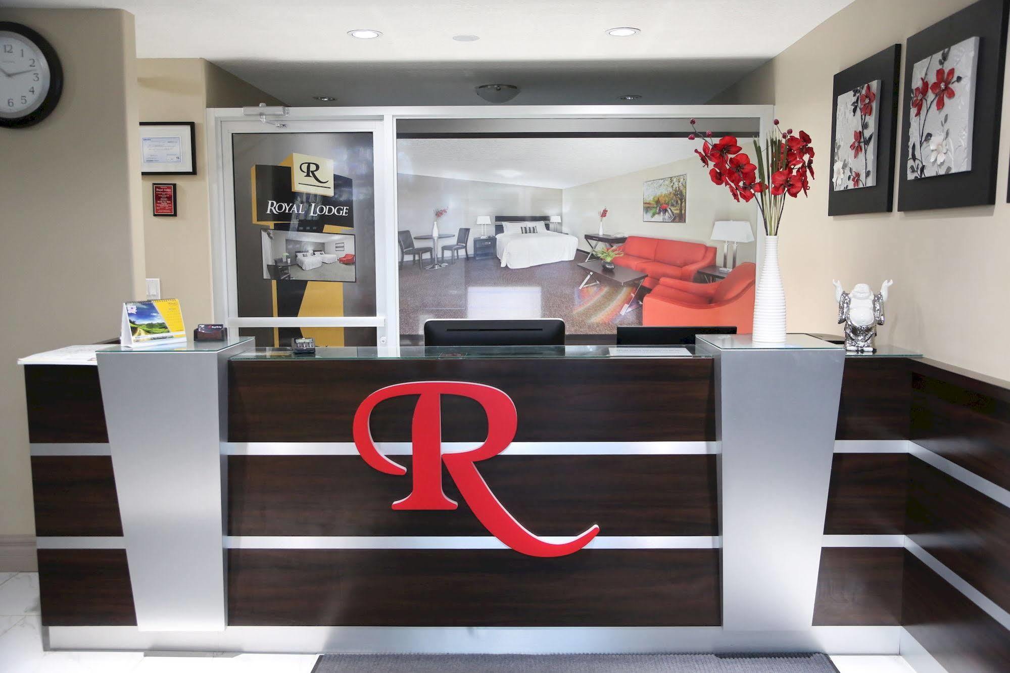 Royal Lodge Edmonton Ngoại thất bức ảnh